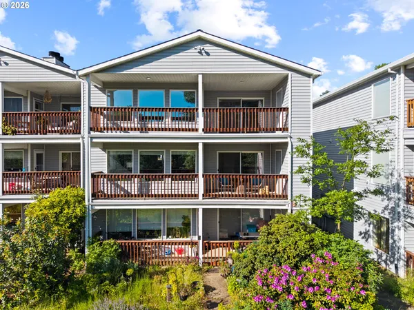 $325,000 | 6718 North Richmond Avenue, Portland, OR 97203