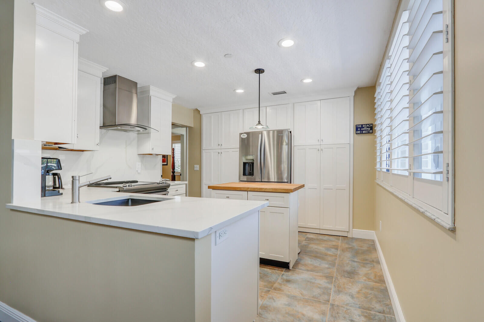 911 Oak Harbour Drive Juno Beach, FL 33408 - Photo 12 of 50 Kitchen