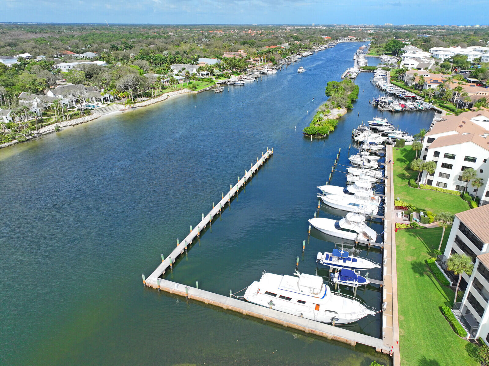 911 Oak Harbour Drive Juno Beach, FL 33408 - Photo 3 of 50 Aerial Intracoastal