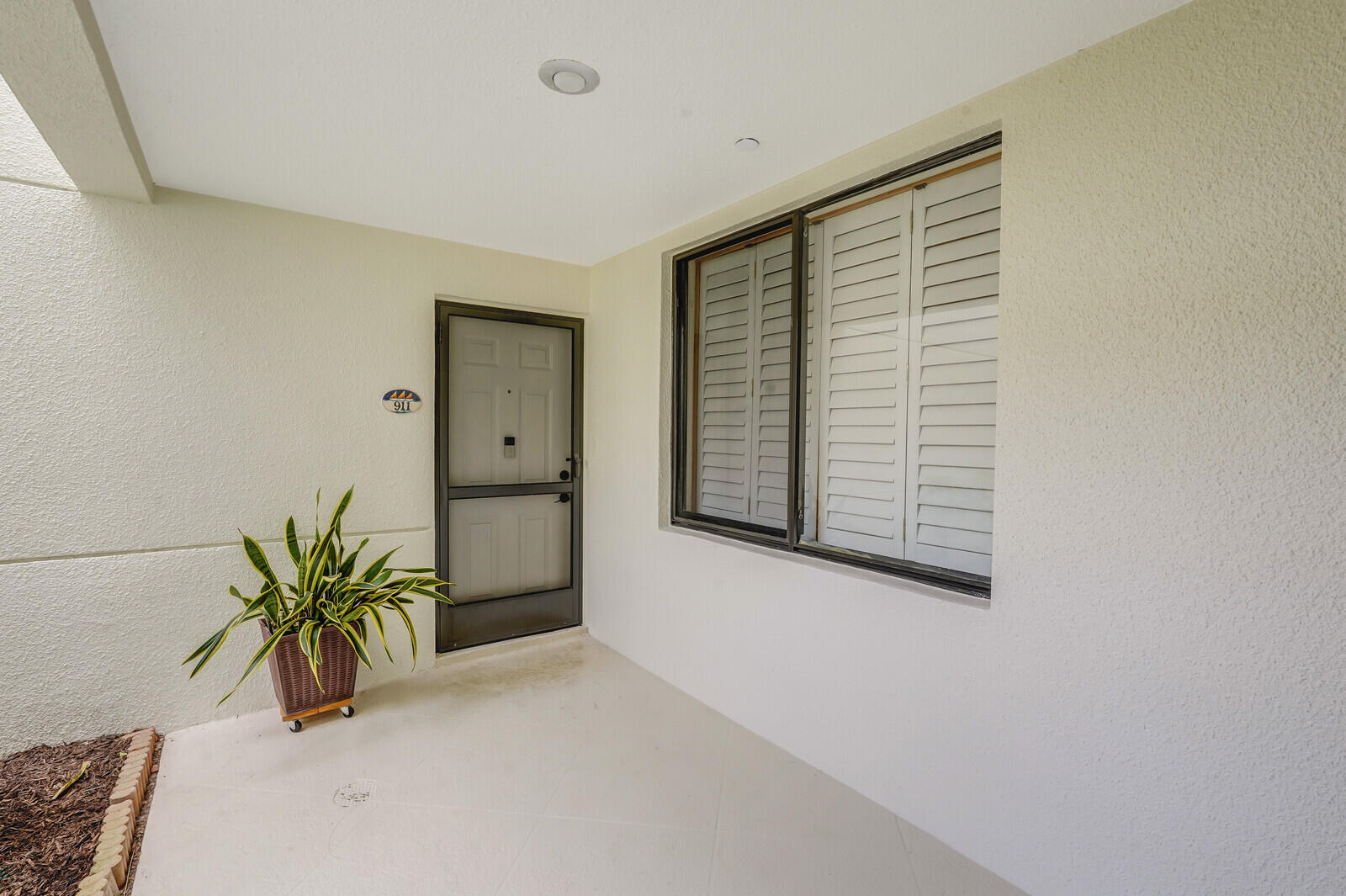 911 Oak Harbour Drive Juno Beach, FL 33408 - Photo 4 of 50 Front door
