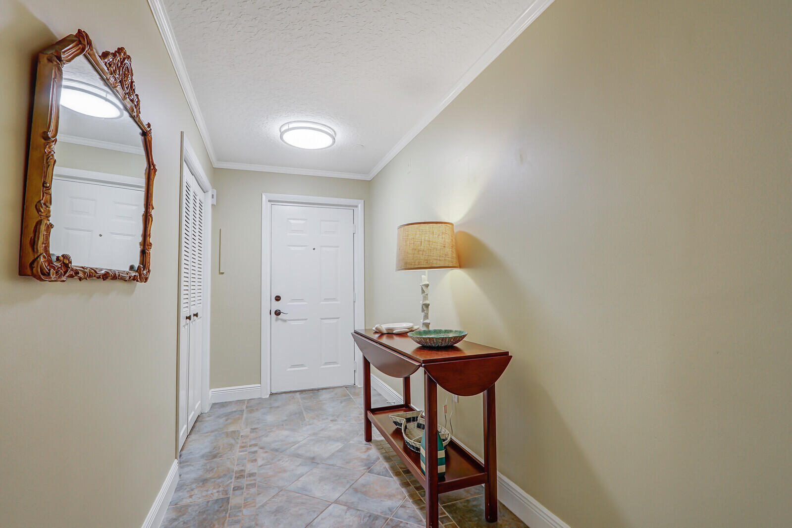 911 Oak Harbour Drive Juno Beach, FL 33408 - Photo 5 of 50 Foyer