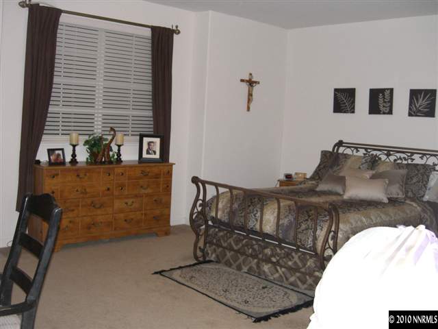 2170 Hellaby Lane Reno, NV 89502 - Photo 8 of 12 Photo 8