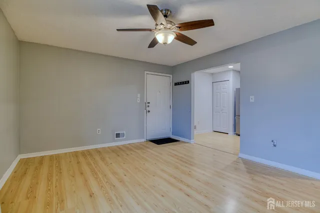 $2,150 | 20 Pembrook Avenue, North Brunswick, NJ 08902