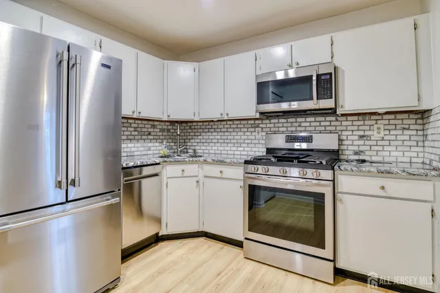 $2,150 | 20 Pembrook Avenue, North Brunswick, NJ 08902