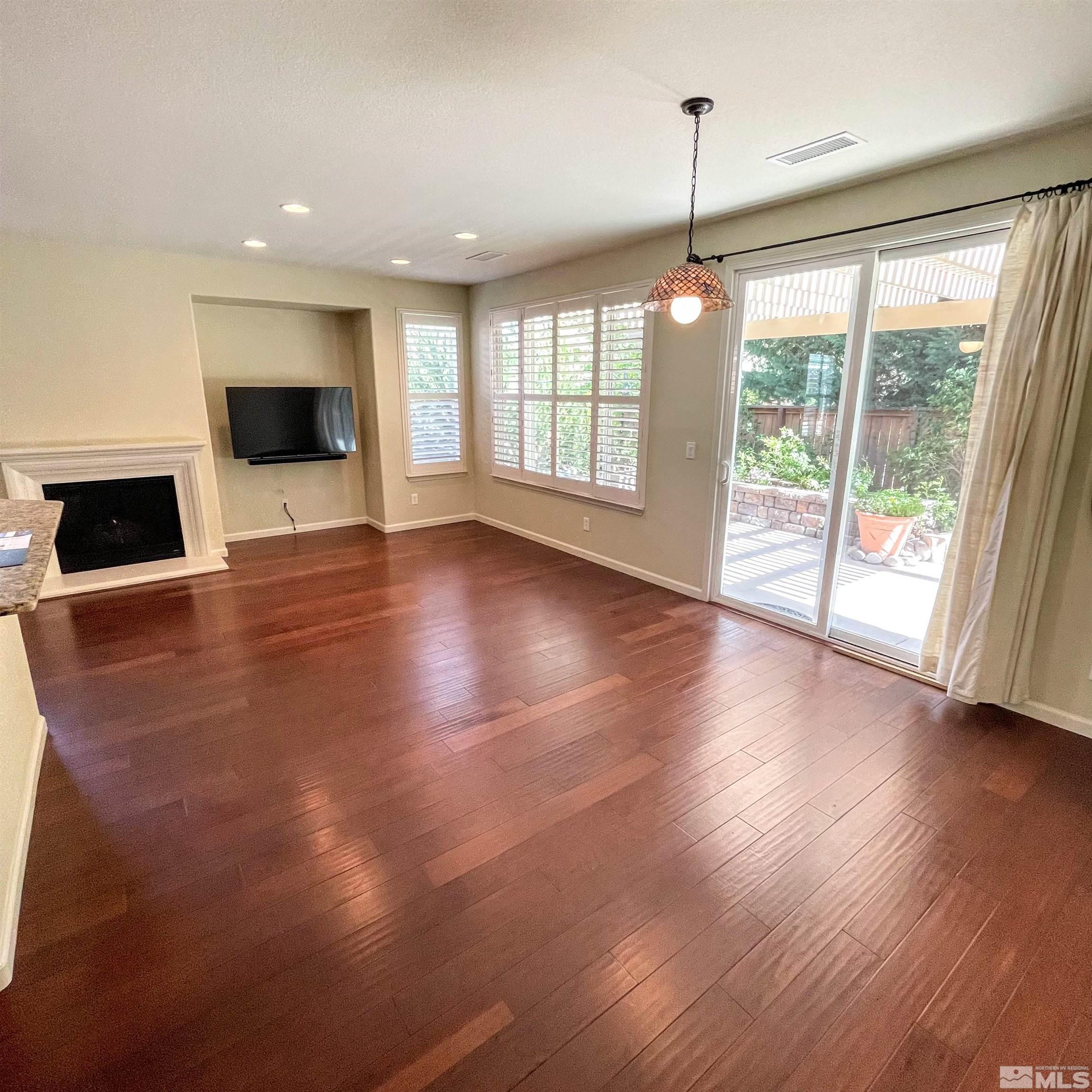 1085 West Del Webb Parkway Reno, NV 89523 - Photo 7 of 24 Photo 7
