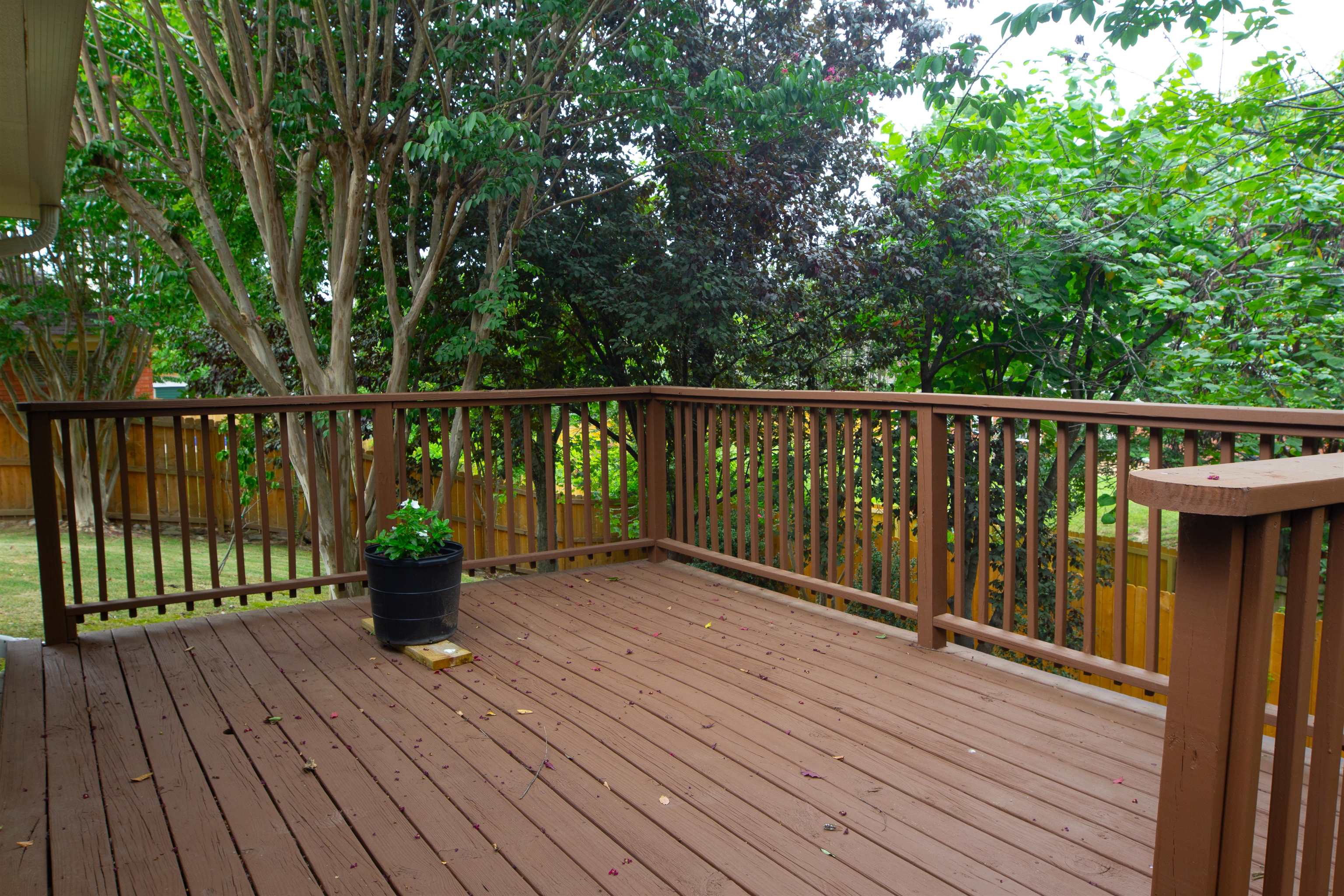 4100 Altruria Road Bartlett, TN 38135 - Photo 20 of 23 View of wooden deck