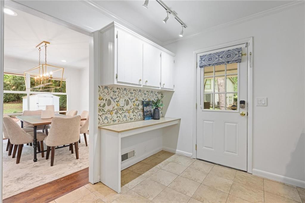 2800 Mornington Drive Northwest Atlanta, GA 30327 - Photo 13 of 34