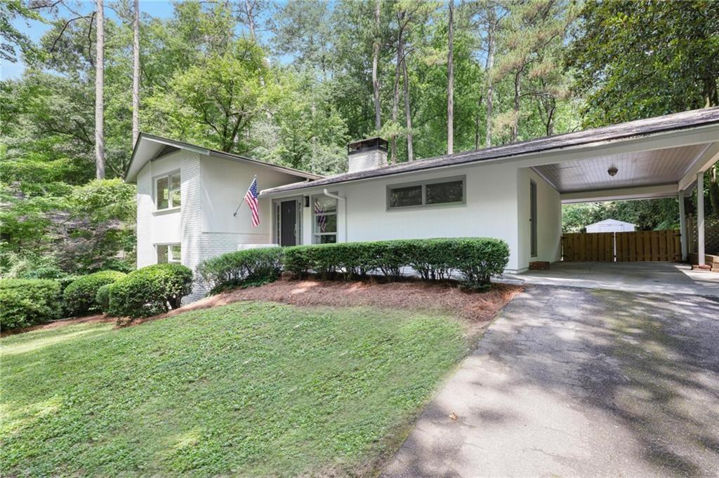 2800 Mornington Drive Northwest Atlanta, GA 30327 - Photo 2 of 34