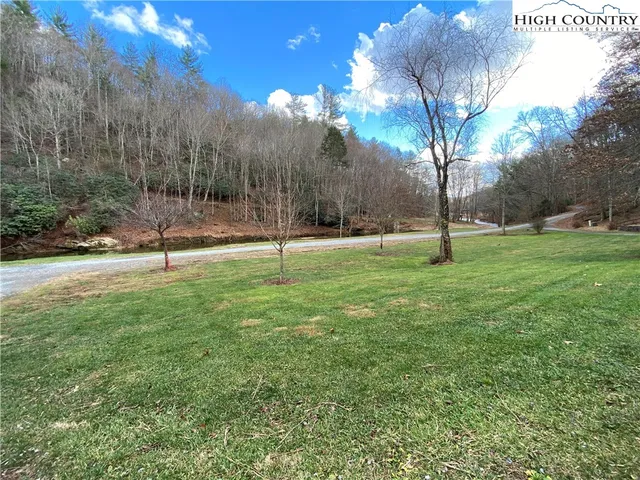 $1,600 | 329 Ballou Mills Road, Grassy Creek, NC 28631