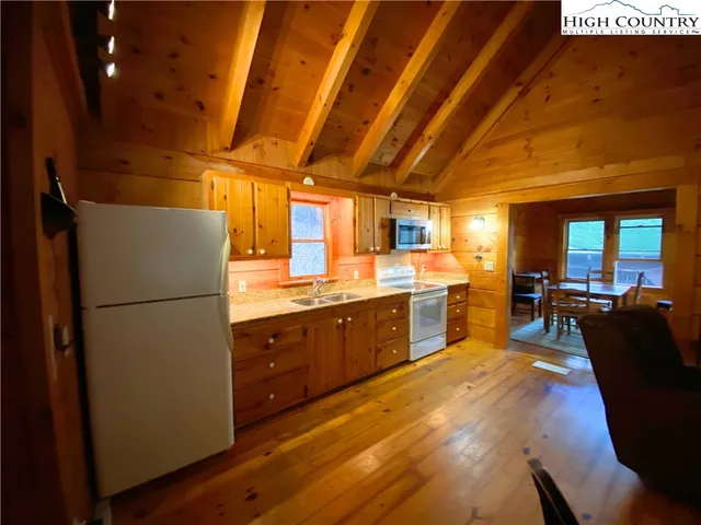 $1,600 | 329 Ballou Mills Road, Grassy Creek, NC 28631