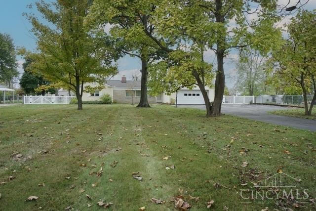 608 Beissinger Road Hamilton, OH 45013 - Photo 2 of 27