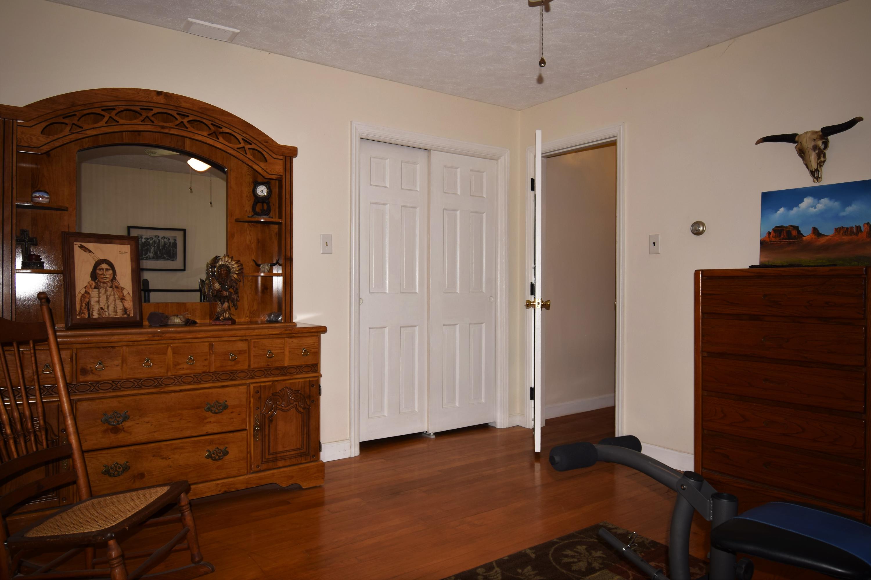 1212 Old Springfield Xenia, OH 45385 - Photo 27 of 44