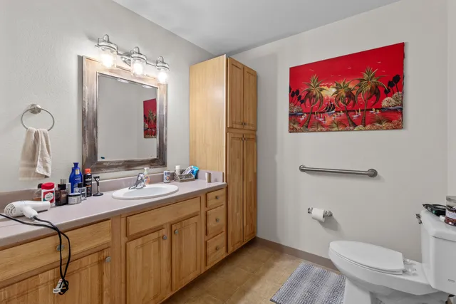 $3,899,900 | 1120 East Parkway Avenue, Oshkosh, WI 54901