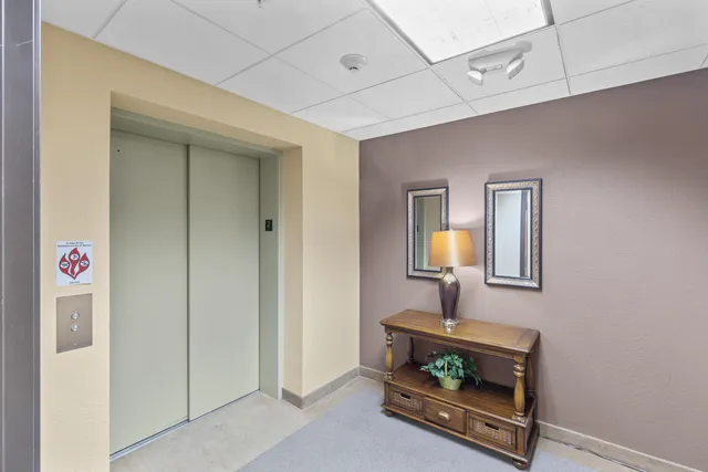 $3,899,900 | 1120 East Parkway Avenue, Oshkosh, WI 54901