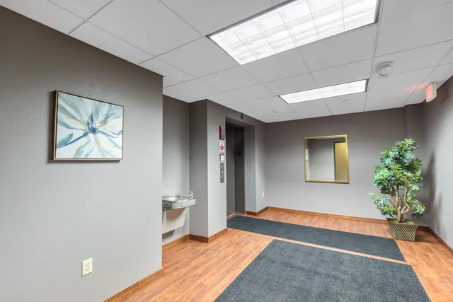 $3,899,900 | 1120 East Parkway Avenue, Oshkosh, WI 54901