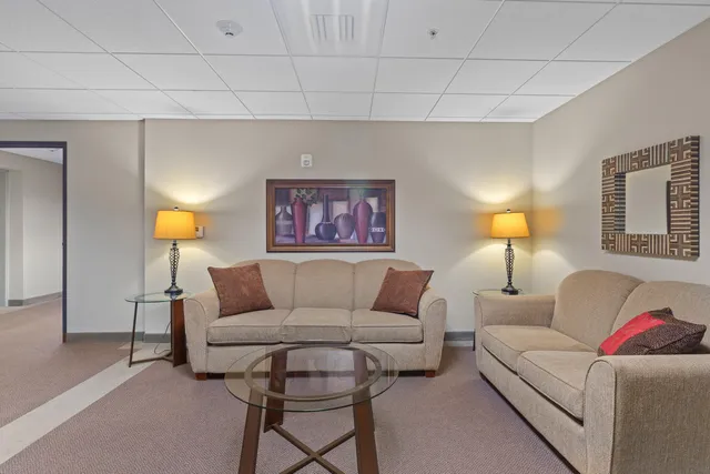 $3,899,900 | 1120 East Parkway Avenue, Oshkosh, WI 54901