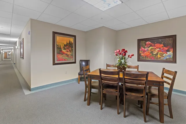 $3,899,900 | 1120 East Parkway Avenue, Oshkosh, WI 54901