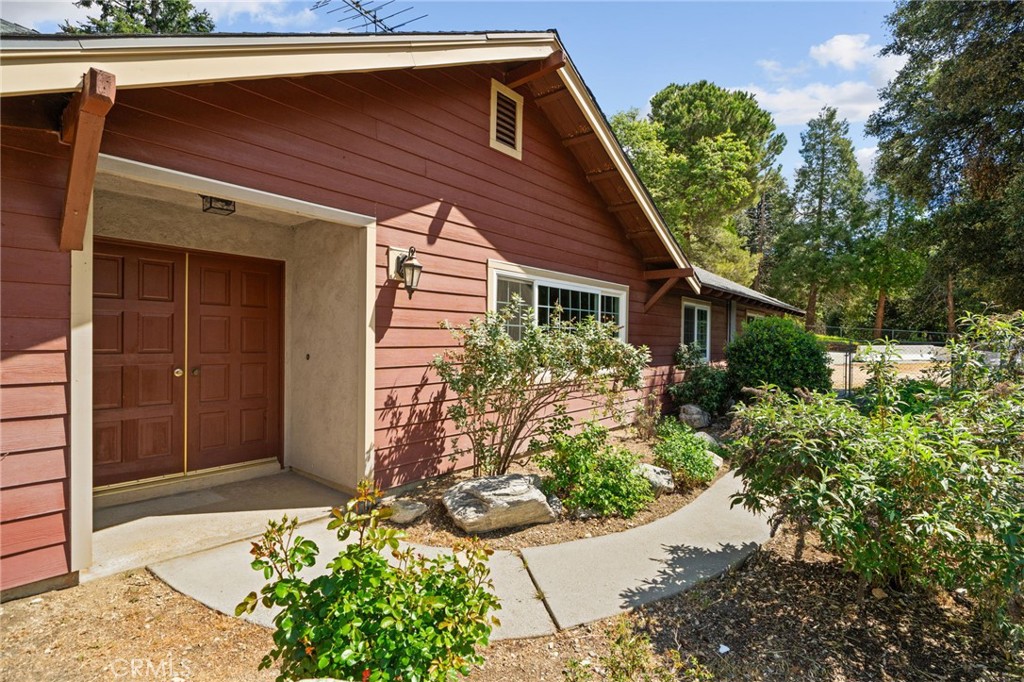 39804 Pine Bench Road Yucaipa, CA 92399 - Photo 2 of 57 Front entry