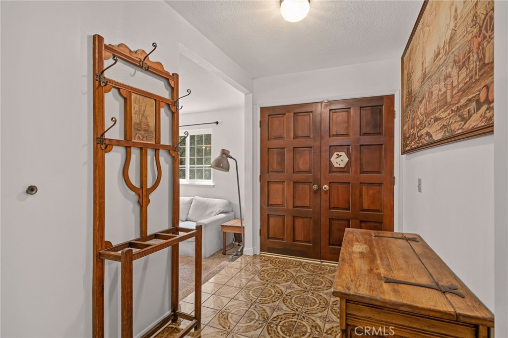 39804 Pine Bench Road Yucaipa, CA 92399 - Photo 3 of 57 Foyer