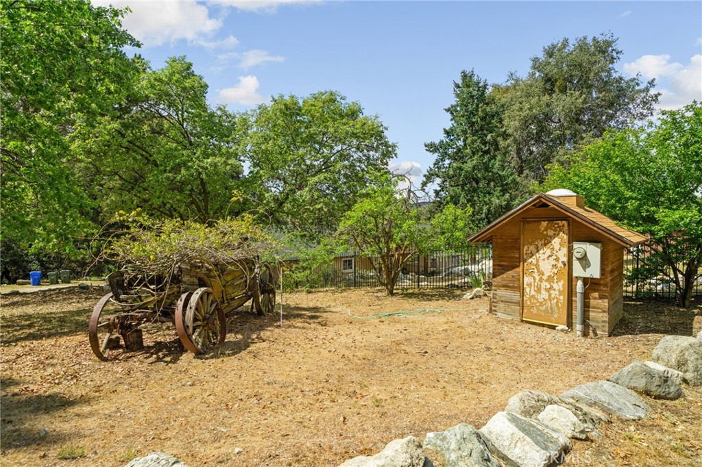 39804 Pine Bench Road Yucaipa, CA 92399 - Photo 39 of 57 Private well