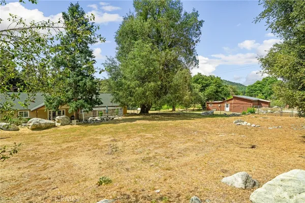 $950,000 | 39804 Pine Bench Road, Yucaipa, CA 92399