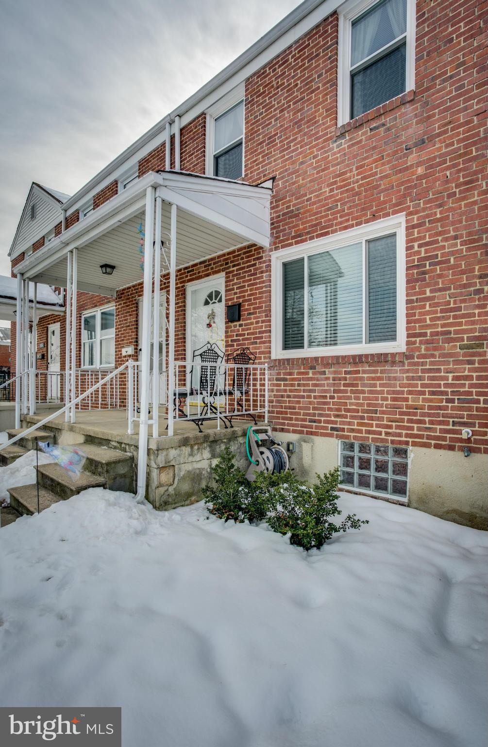 5520 Oakland Road Baltimore, MD 21227 - Photo 3 of 26 Exterior (Front)