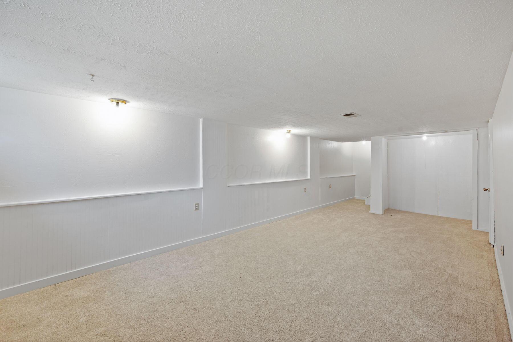 180 Landover Road Columbus, OH 43230 - Photo 58 of 60 finished basement