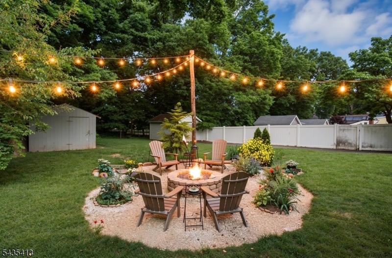 529 Wheatsheaf Road Roselle, NJ 07203 - Photo 21 of 46
