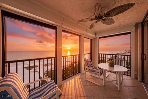 $950,000 | 2800 Estero Boulevard, Unit 1006, Fort Myers Beach, FL 33931