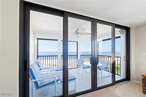 $950,000 | 2800 Estero Boulevard, Unit 1006, Fort Myers Beach, FL 33931