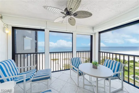 $950,000 | 2800 Estero Boulevard, Unit 1006, Fort Myers Beach, FL 33931
