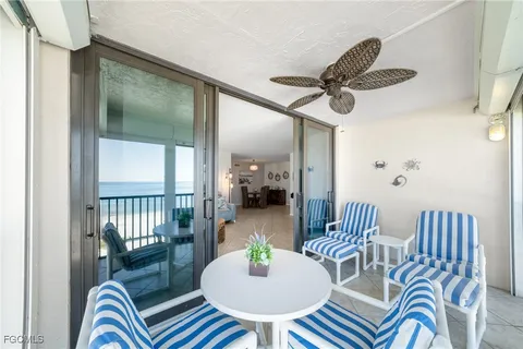 $950,000 | 2800 Estero Boulevard, Unit 1006, Fort Myers Beach, FL 33931