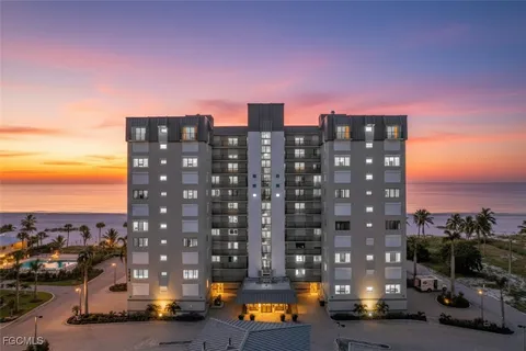 $950,000 | 2800 Estero Boulevard, Unit 1006, Fort Myers Beach, FL 33931
