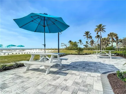 $950,000 | 2800 Estero Boulevard, Unit 1006, Fort Myers Beach, FL 33931