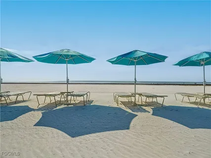 $950,000 | 2800 Estero Boulevard, Unit 1006, Fort Myers Beach, FL 33931