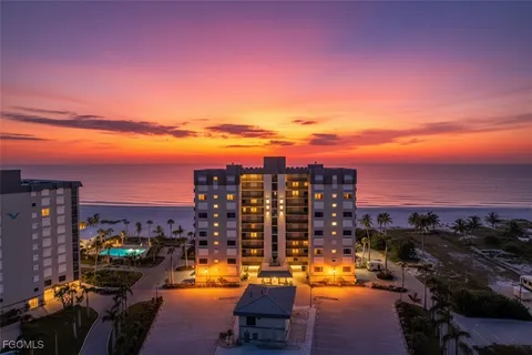 $950,000 | 2800 Estero Boulevard, Unit 1006, Fort Myers Beach, FL 33931