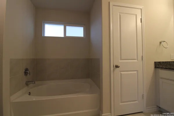 $1,850 | 191 Amethyst Woodstar, San Antonio, TX 78253