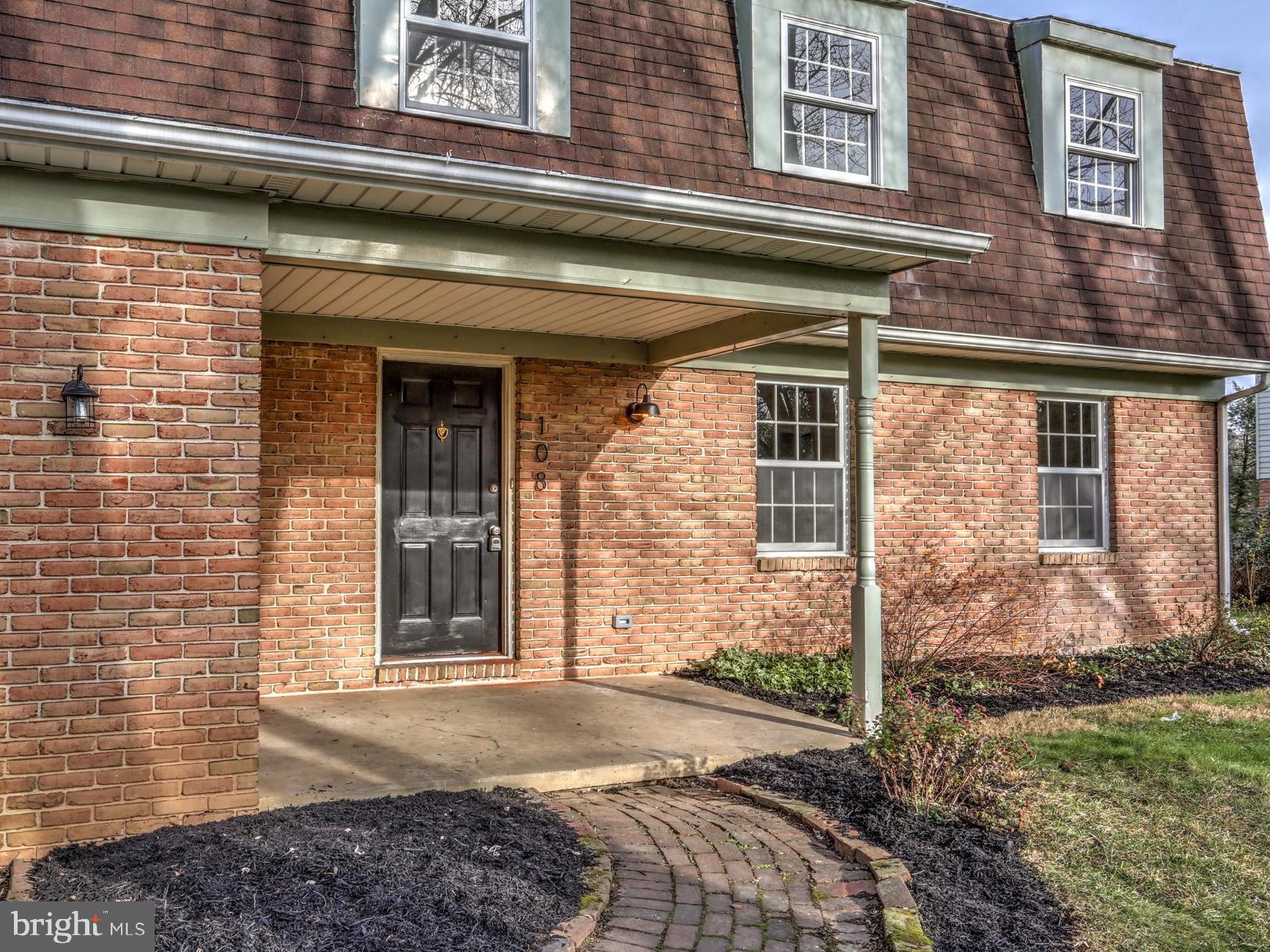 108 St Thomas Road Lancaster, PA 17601 - Photo 3 of 72