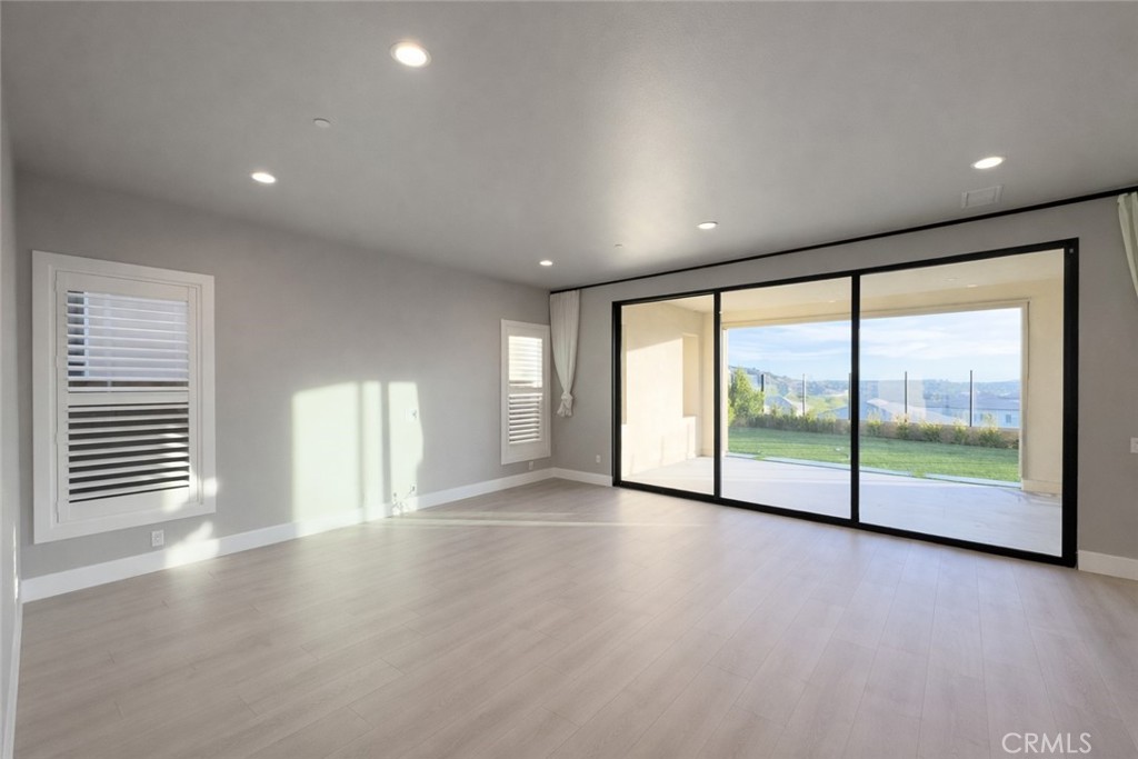 20538 Deer Grass Court Porter Ranch, CA 91326 - Photo 5 of 34