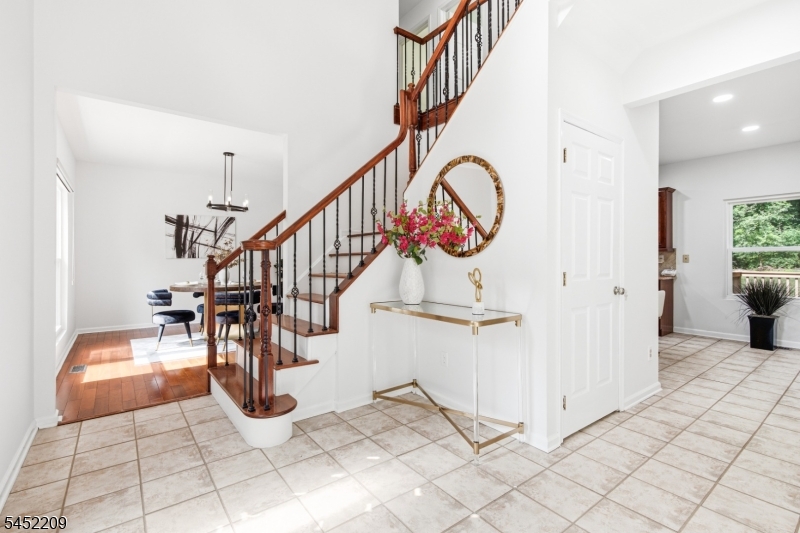 9 Stirrup Way Princeton, NJ 08540 - Photo 5 of 40 Gallery Image 5