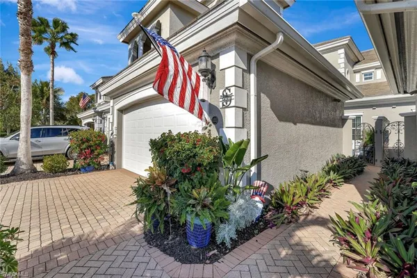 $585,000 | 9270 Campanile Circle, Unit 102, Naples, FL 34114