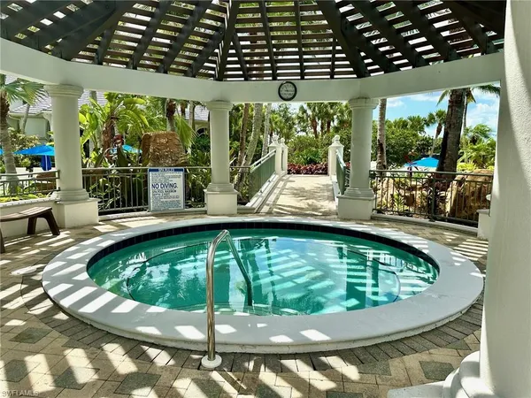 $585,000 | 9270 Campanile Circle, Unit 102, Naples, FL 34114