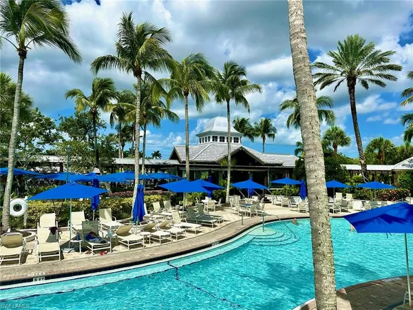 $585,000 | 9270 Campanile Circle, Unit 102, Naples, FL 34114