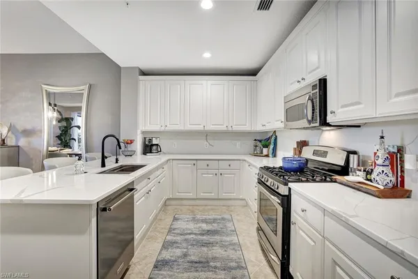 $585,000 | 9270 Campanile Circle, Unit 102, Naples, FL 34114