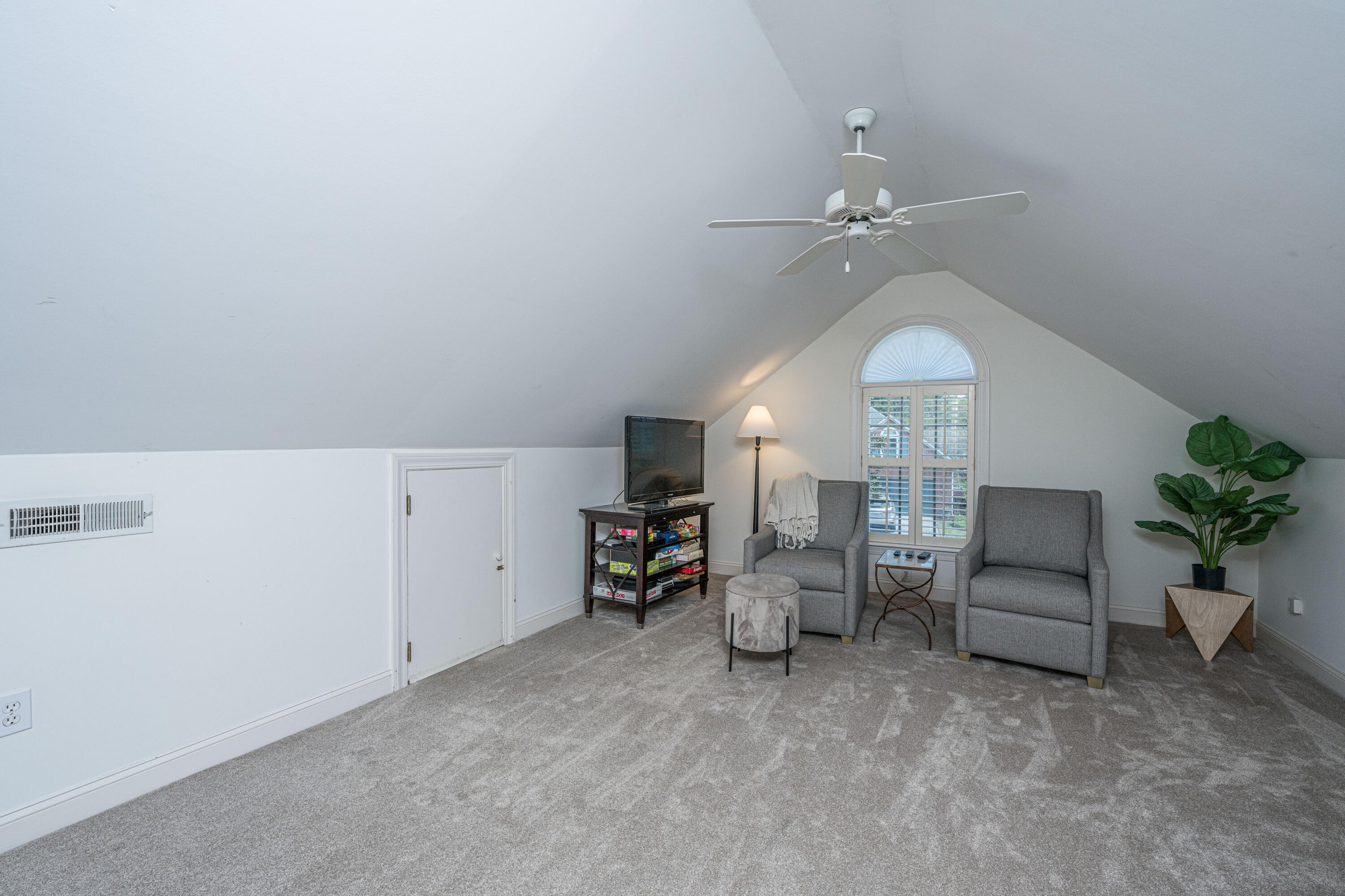 1315 Deep Water Drive Mount Pleasant, SC 29464 - Photo 21 of 30 1315DeepWaterDr040