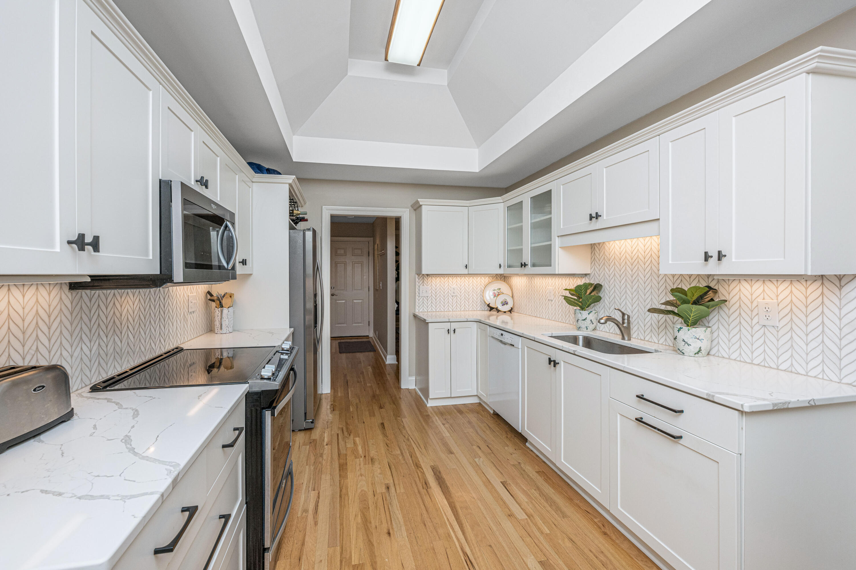 1315 Deep Water Drive Mount Pleasant, SC 29464 - Photo 10 of 30 1315DeepWaterDr023