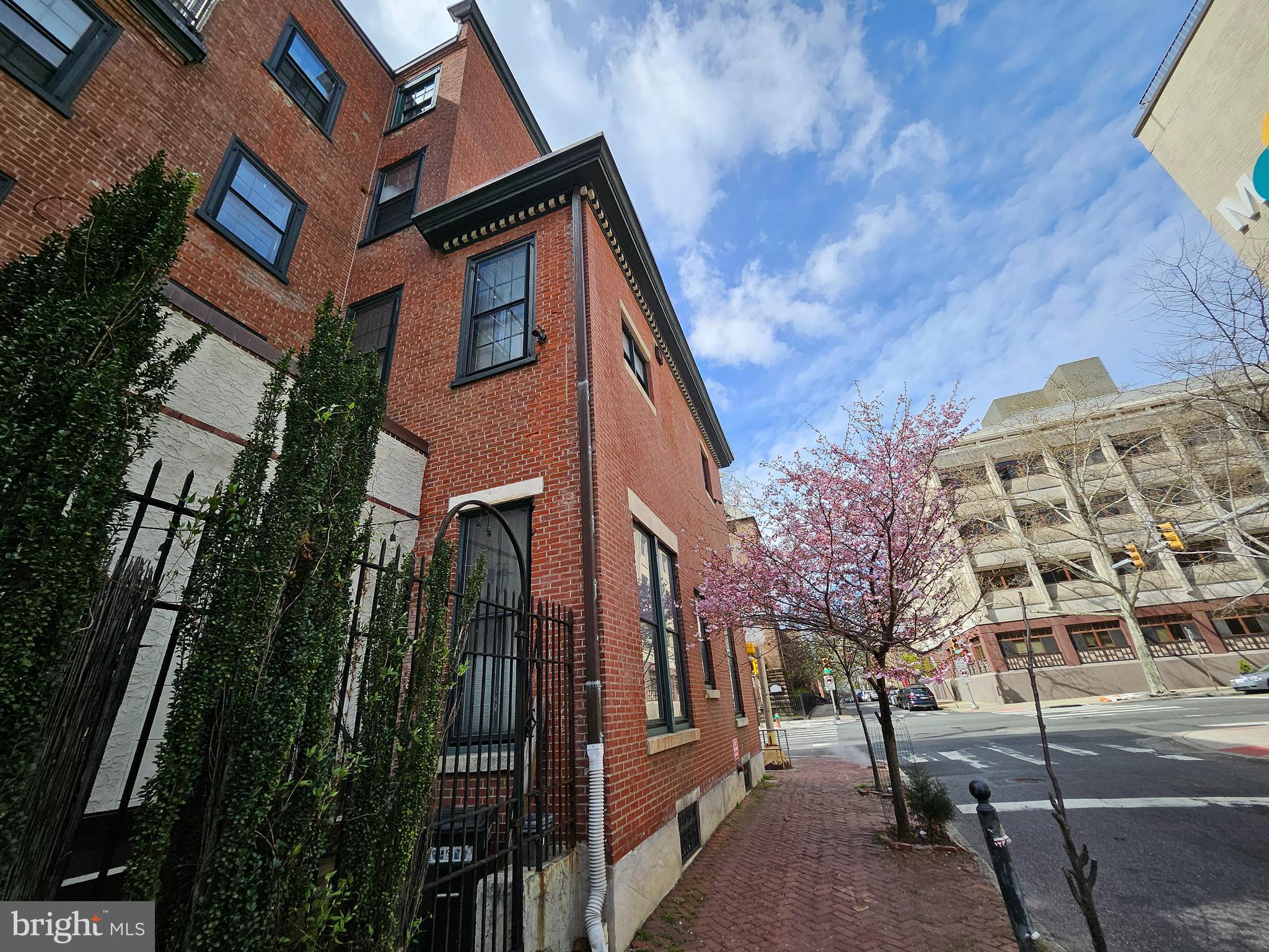 131 North 20th Street, Unit 1 Philadelphia, PA 19103 - Photo 1 of 24