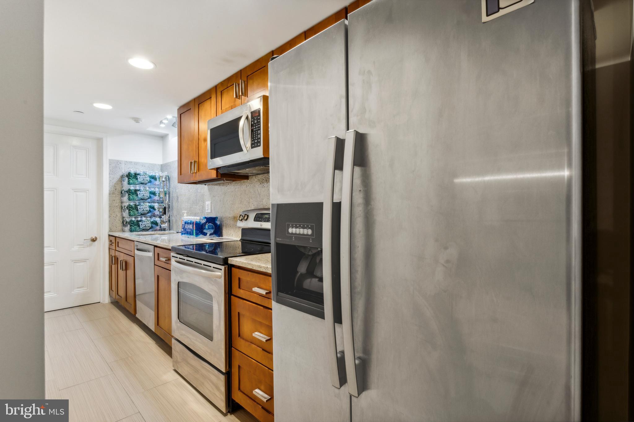 131 North 20th Street, Unit 1 Philadelphia, PA 19103 - Photo 13 of 24