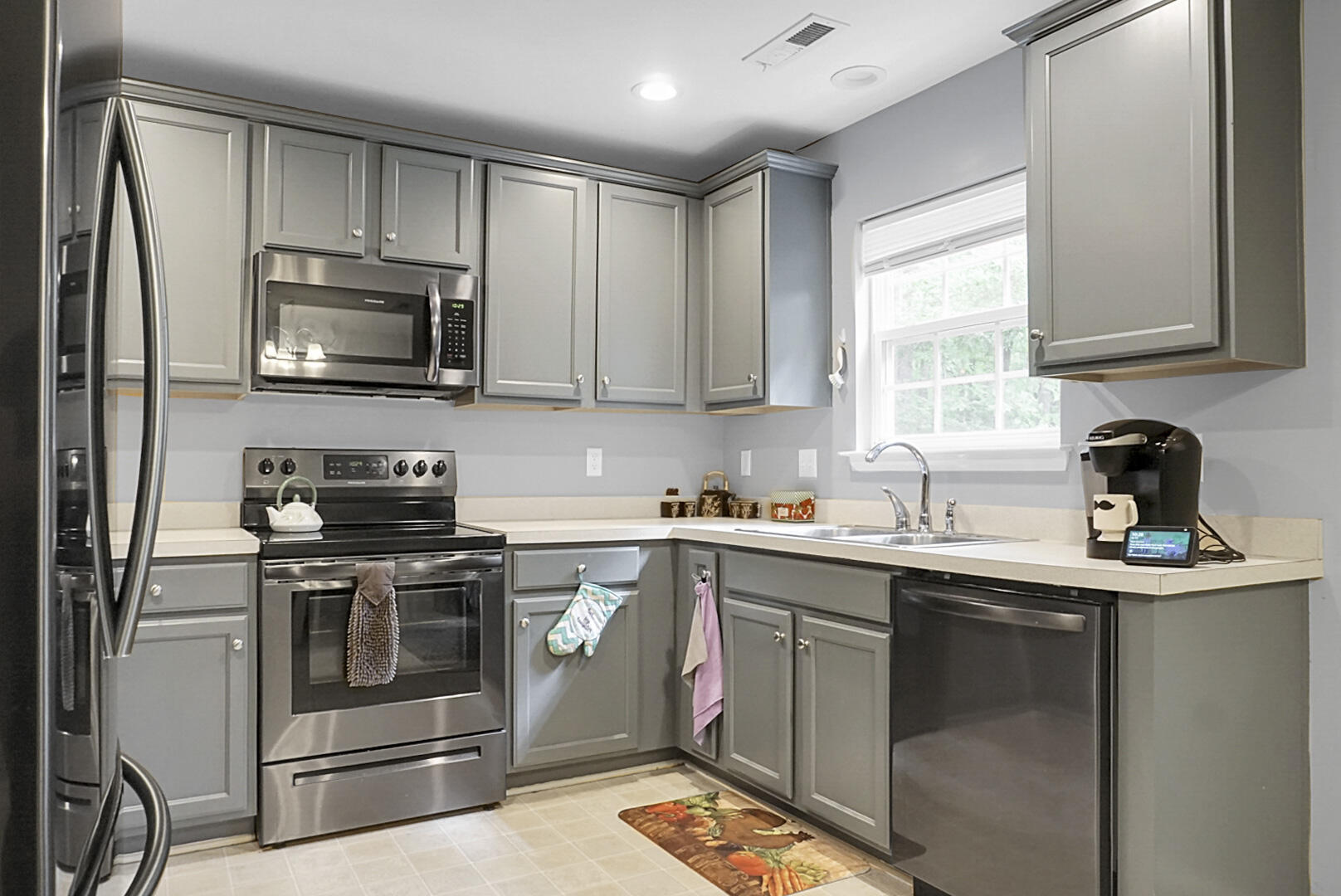 4876 Oak Leaf Road Summerville, SC 29485 - Photo 12 of 39 DSC01502