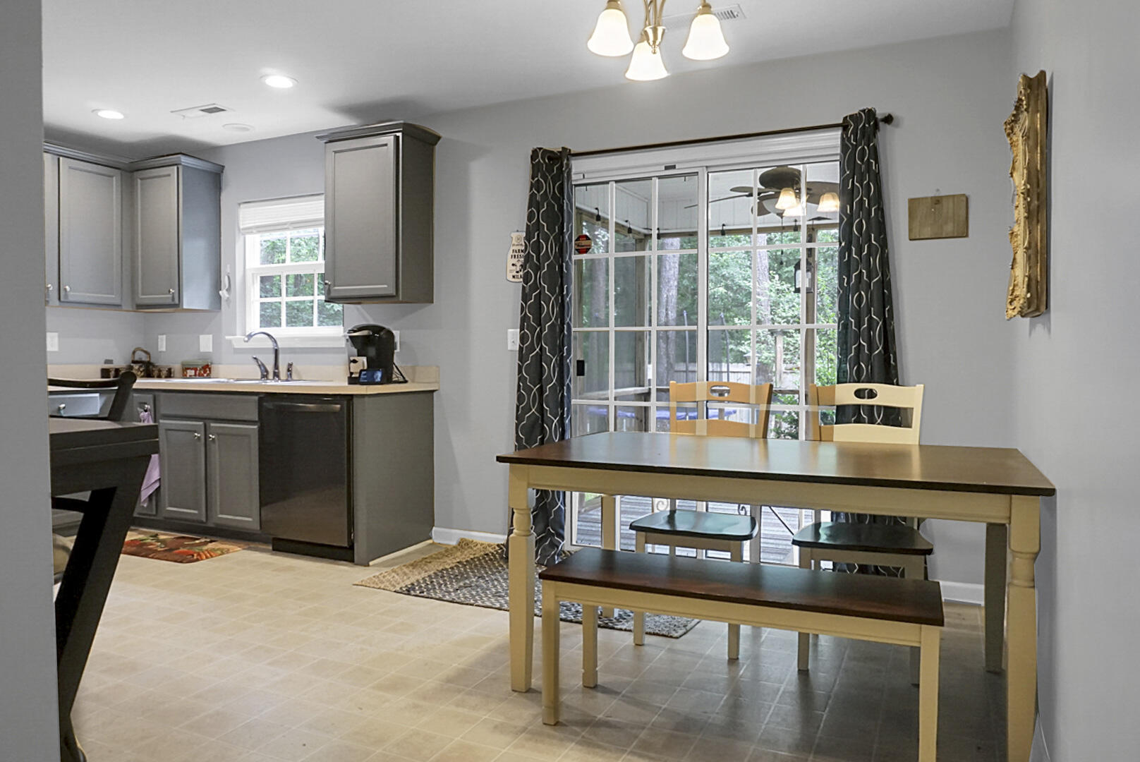 4876 Oak Leaf Road Summerville, SC 29485 - Photo 9 of 39 DSC01484